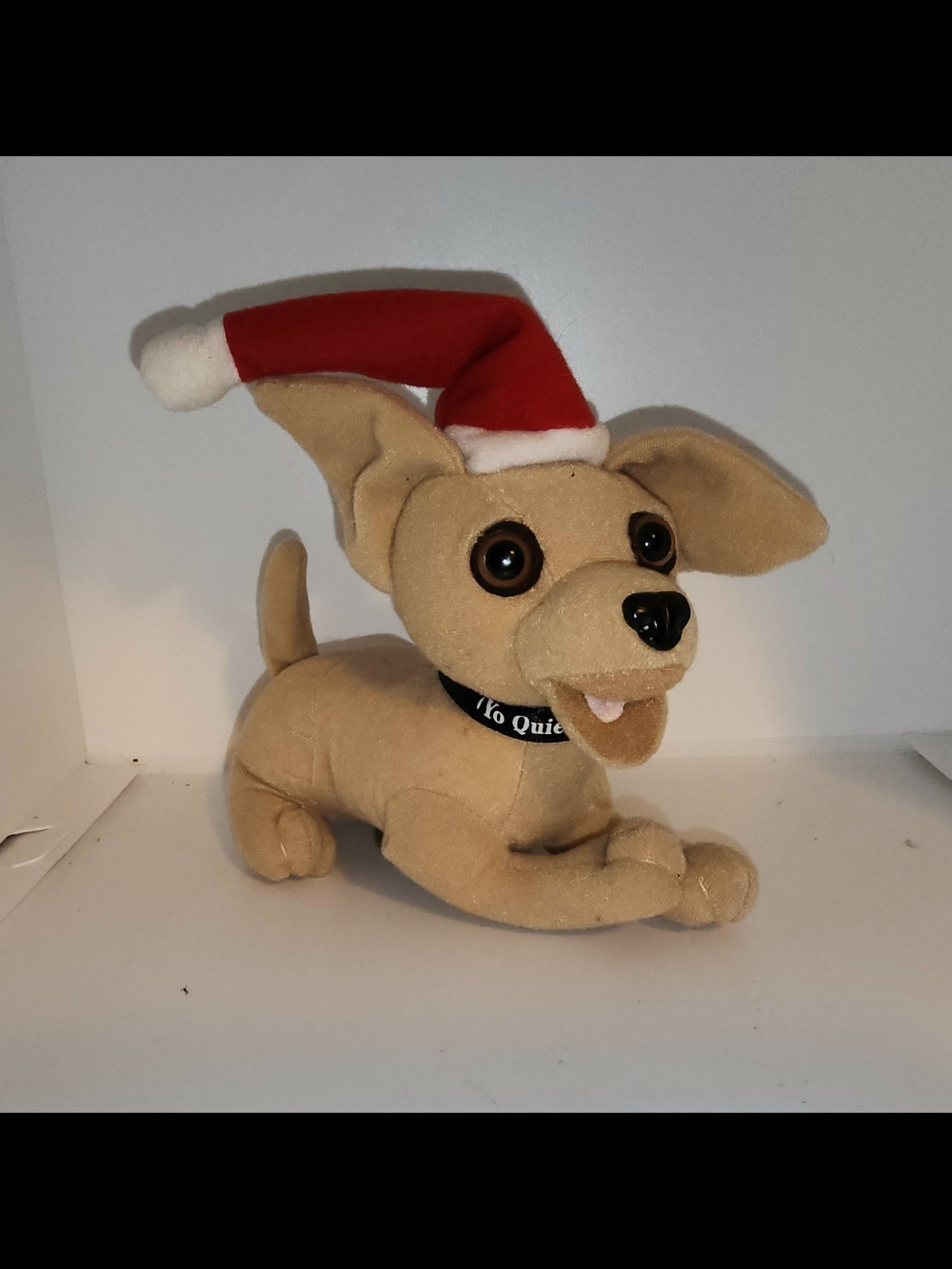 vintage Applause brand Yo Quiero Taco Bell Chihuahua plush dog santa hat